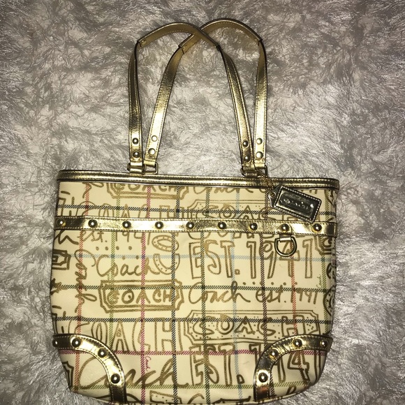 Handbags - Coach shoulder bag!